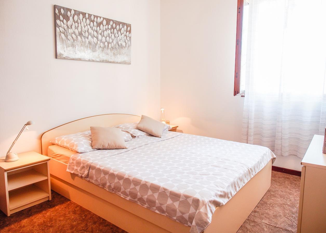 White House Hvar Apartamento Hvar Island Exterior foto