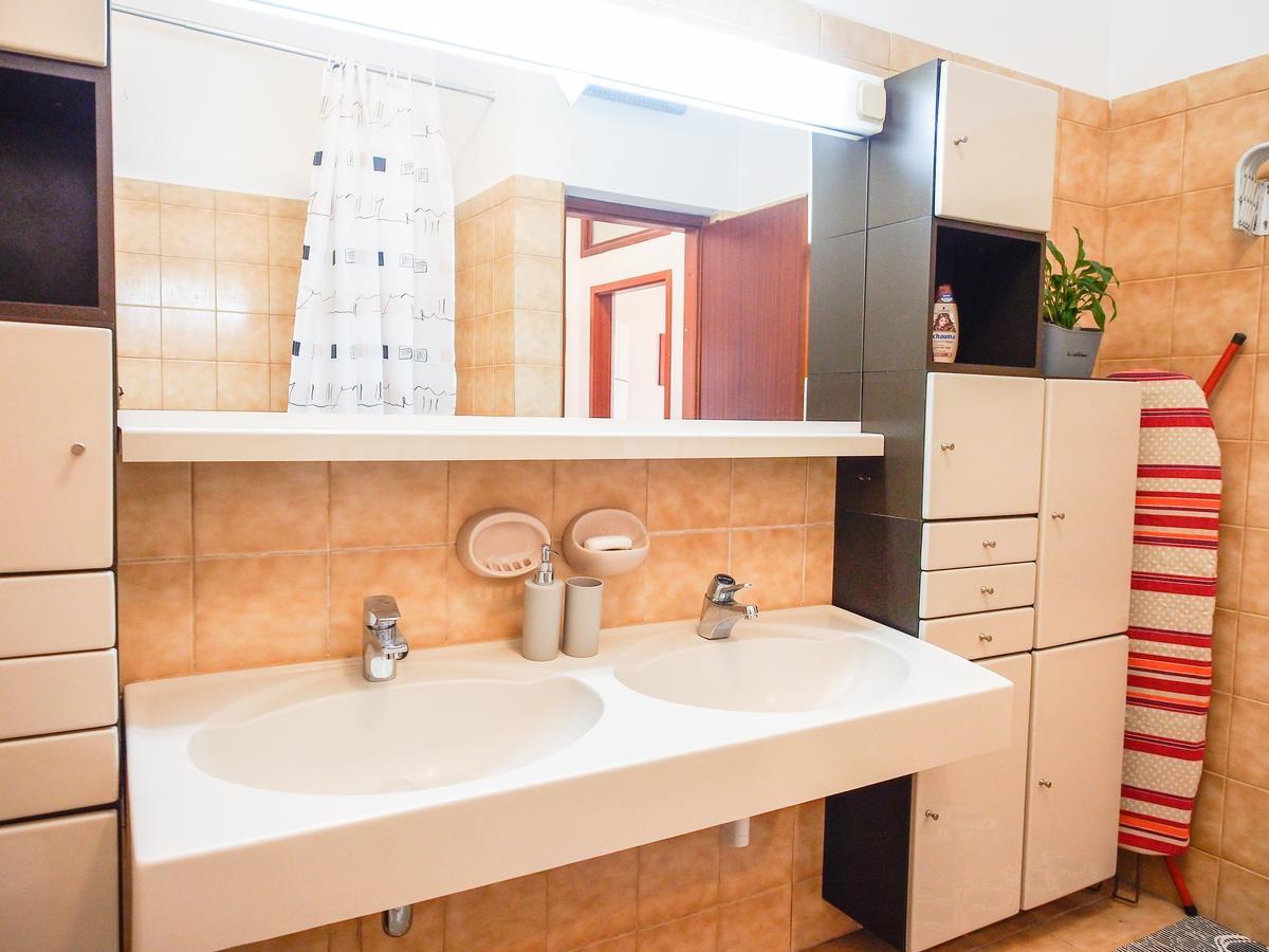 White House Hvar Apartamento Hvar Island Exterior foto
